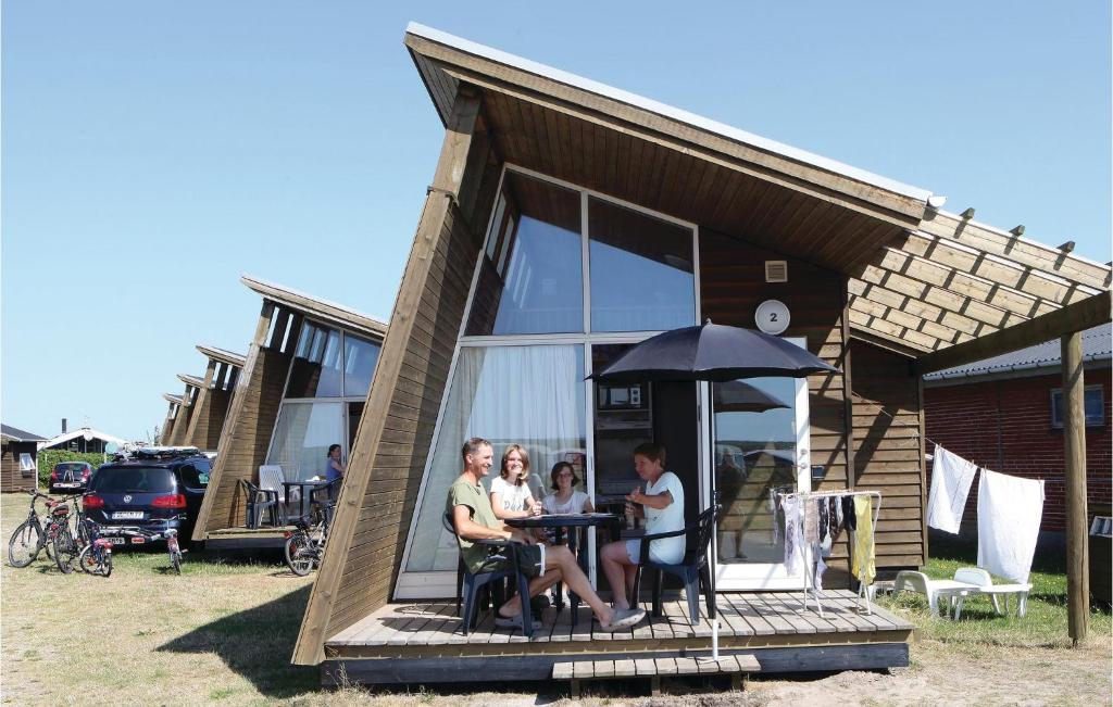 Awesome Home In Hvide Sande With Kitchen